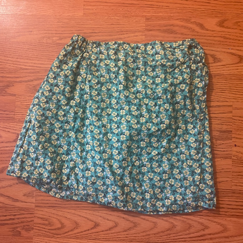 Green floral skirt from Zara!